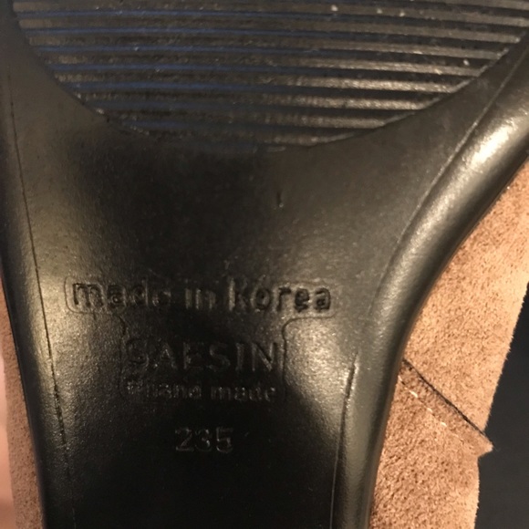 Korean Hand Made Beige Booties - Picture 6 of 7